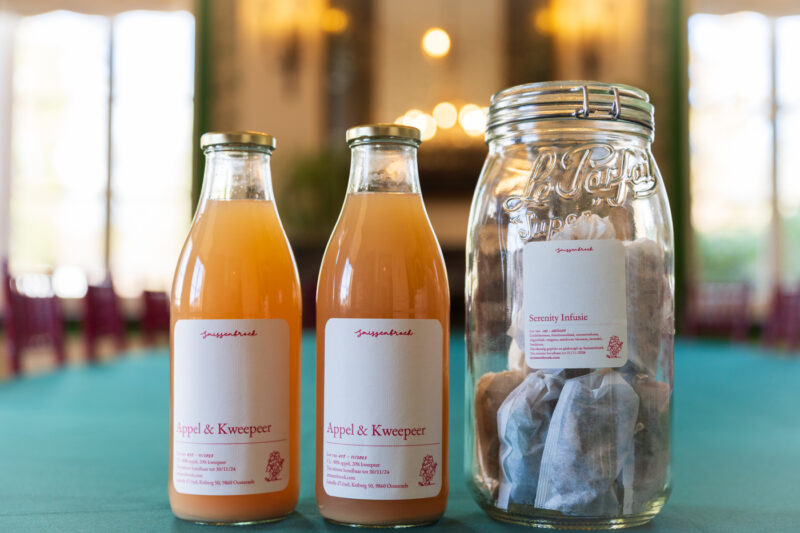 Portfolio 25 DSC09470 Portfolio 26